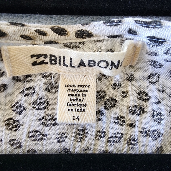 Billabong top crossover long sleeve blouse size 14 NWT - Picture 12 of 12